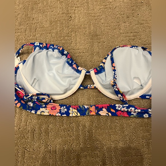 Cupshe Underwire Bikini - Picture 8 of 11